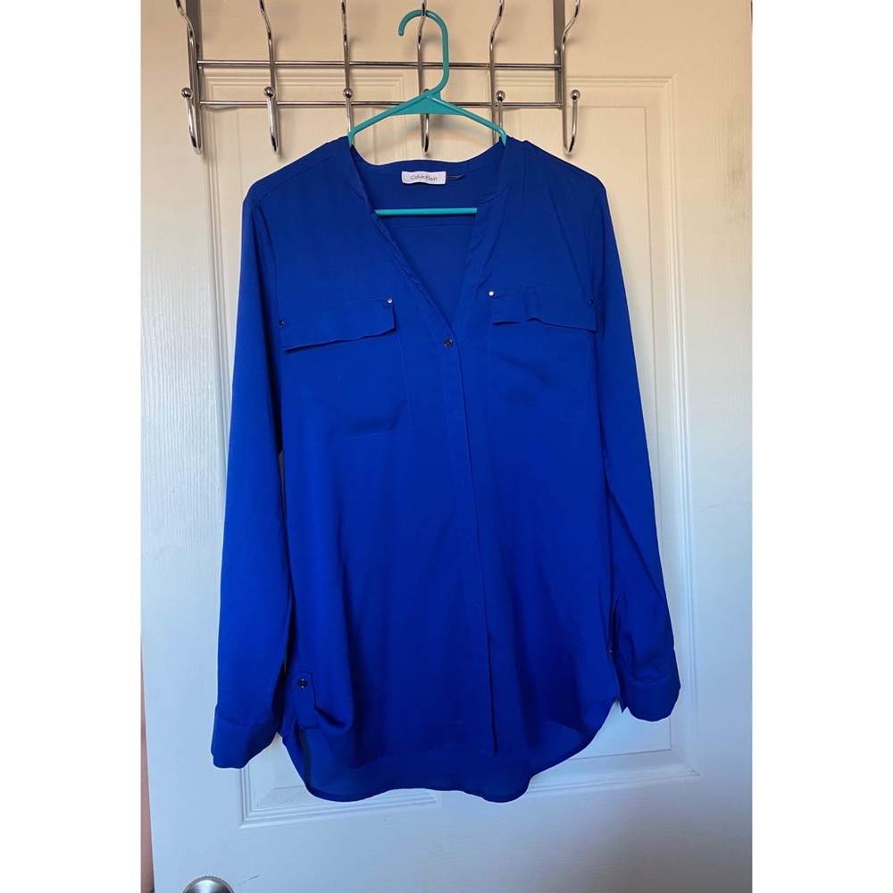 women’s blue shirt blouse